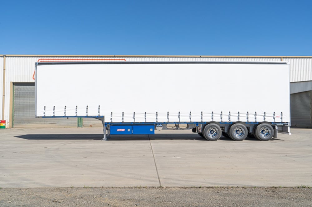 CURTAINSIDERS_1000x_1