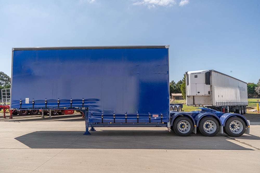 CURTAINSIDERS_1000x_2